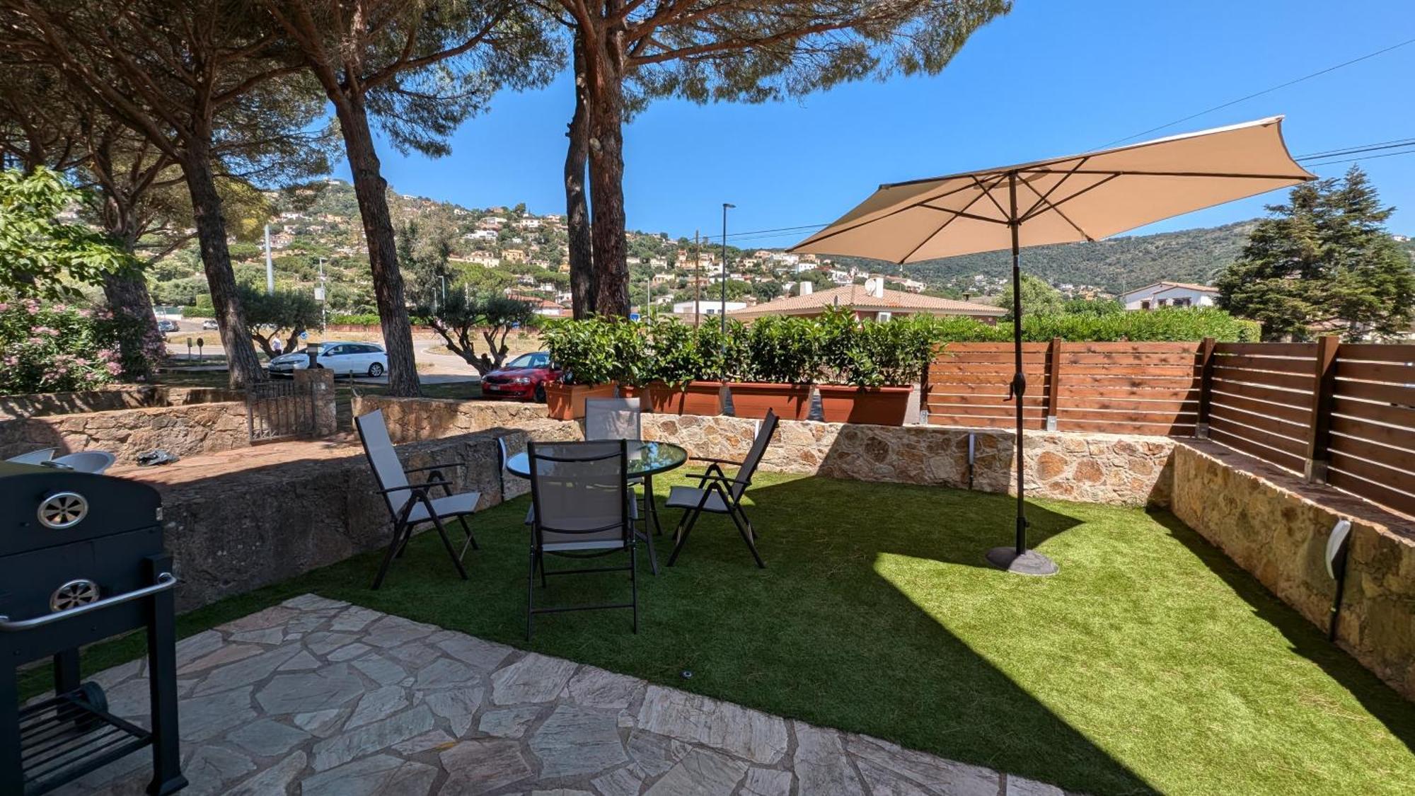 Vescomptat De Cabanyes: Poolside Retreat Near Sant Antoni De Calonge Villa Calonge  Exterior photo